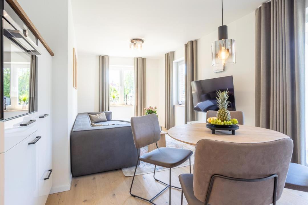 Villa Dornkamp 1 - Luxurioese Ferienwohnung Fuer 4 Personen Inklusive Sauna Und Garten Timmendorfer Strand Buitenkant foto